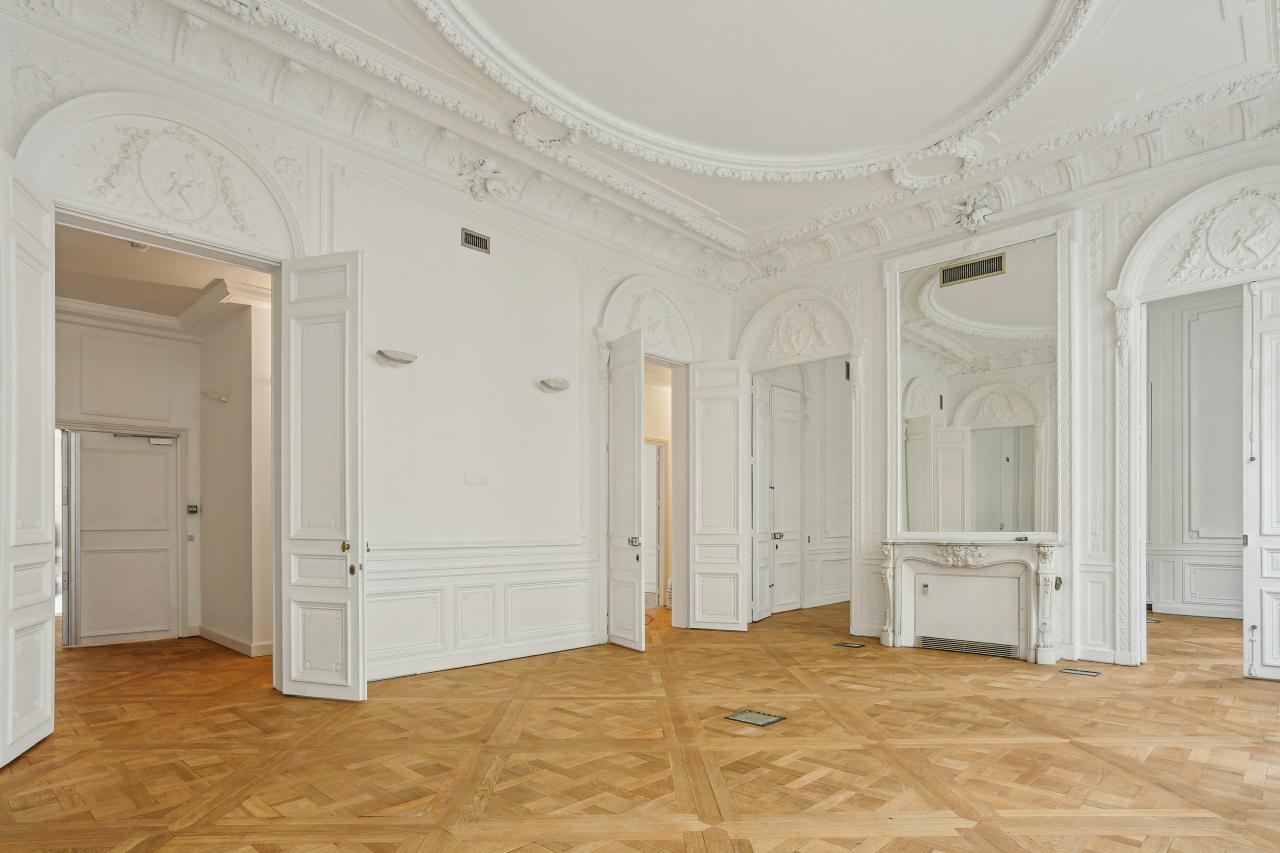 Bureau Paris 1953m² Location bureau Paris OLBUR2100820 12